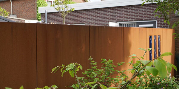 Cortenstaal omheining